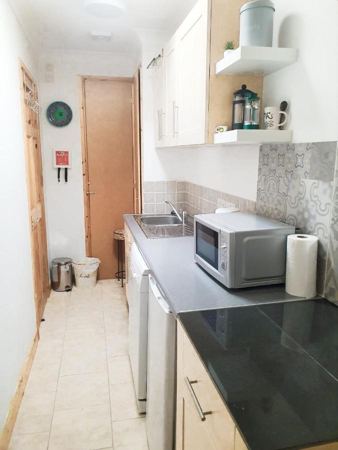 Apartament Little Dragons Poole Zewnętrze zdjęcie