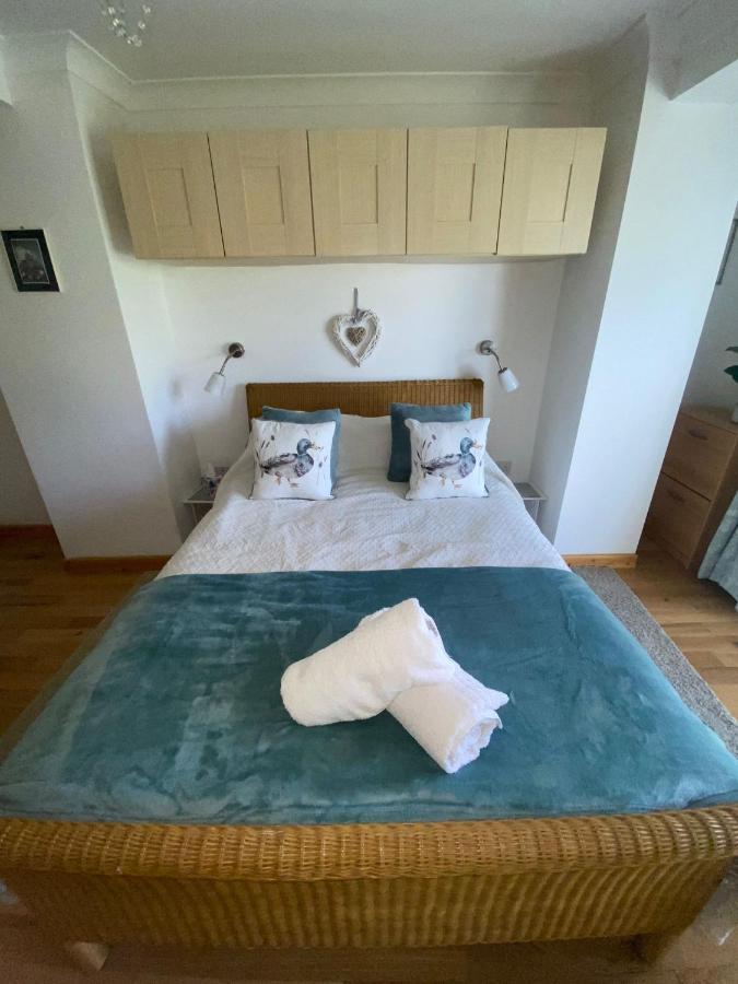 Apartament Little Dragons Poole Zewnętrze zdjęcie