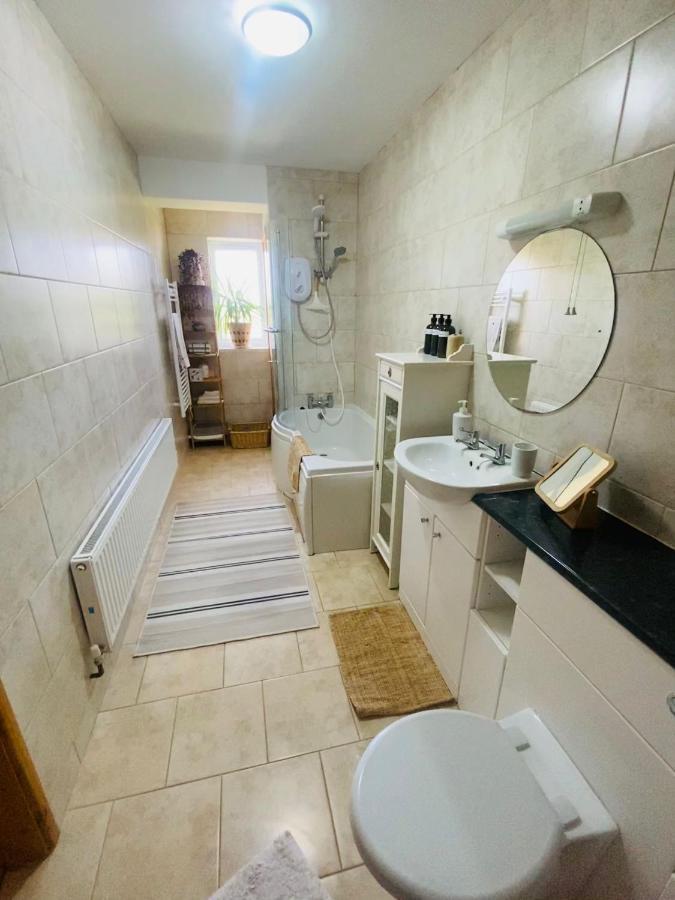 Apartament Little Dragons Poole Zewnętrze zdjęcie